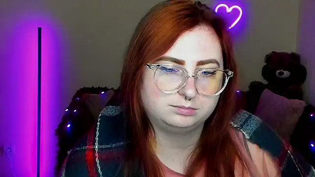 Alicia_love00 webcam