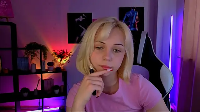 ElenaMonroe webcam