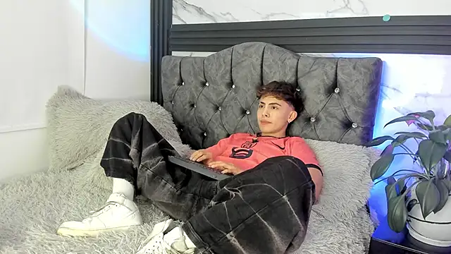 Preview of saimonvela