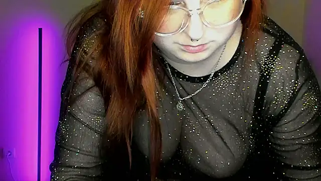 Alicia_love00 webcam