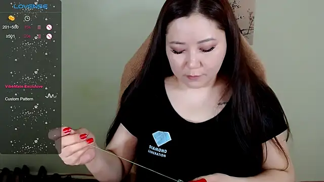 LisaAsianFlower webcam