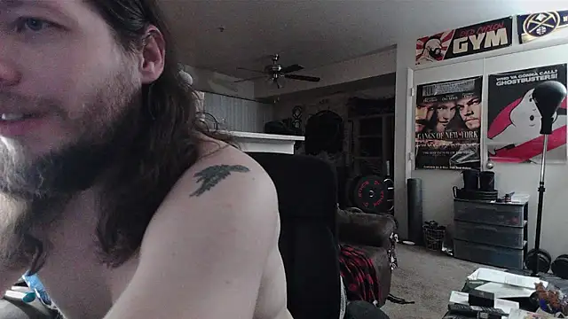 biggerisbetter12 webcam