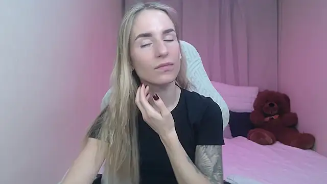 DeboraHorny webcam