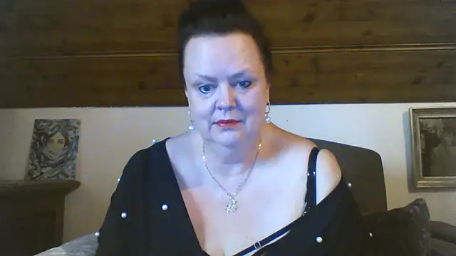TiffanyMature webcam
