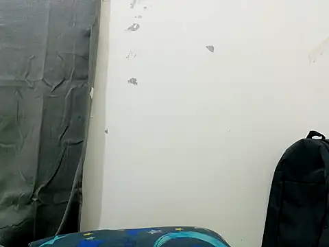 Ursexyasianskinny webcam