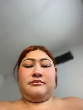 Webcam Model (Rouse-Antonella_)  is live.Free join now!