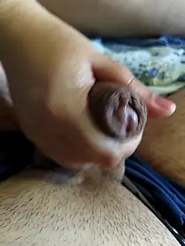 MadaamJizz_DickLewd webcam