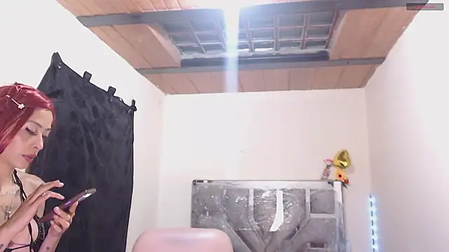 toxxxic_cams webcam