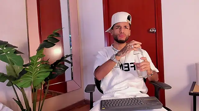 Thiagoferreti webcam