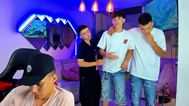 Houseofwarrios webcam