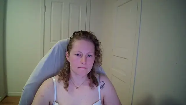 Girlnina-1995 webcam