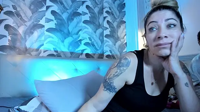 viktoria_davis_ webcam