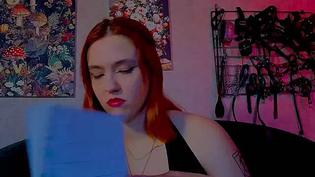 the_high_priestess webcam