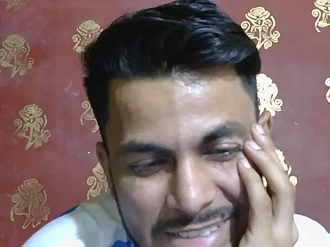 Stubborndesiboy webcam