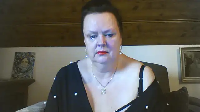 TiffanyMature webcam