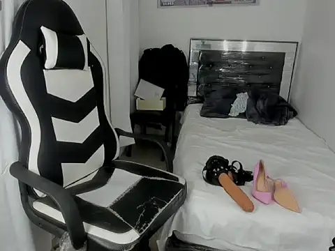 queen_findom1 webcam