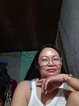 hotpinay_45 webcam
