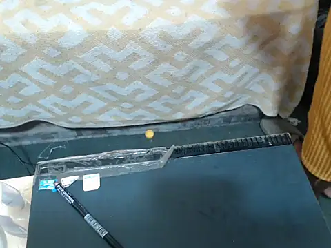 LilmissTrouble18 webcam