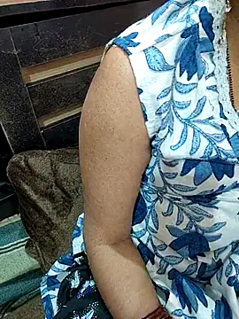 O_My_GoodnesS webcam