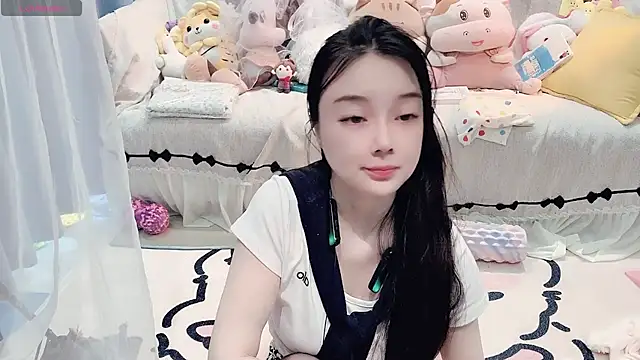 AKiKi711 webcam