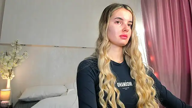 Erika_Carpenter webcam