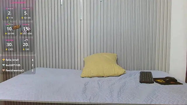 Julian_Smith21 webcam