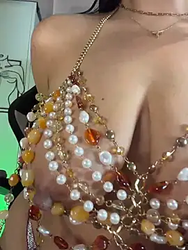 AsianMilfSheryl - Live Cams