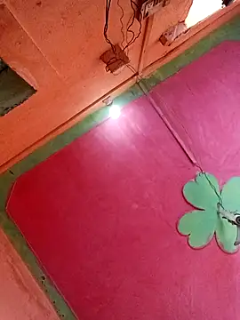 Riyakumari_hot66 webcam