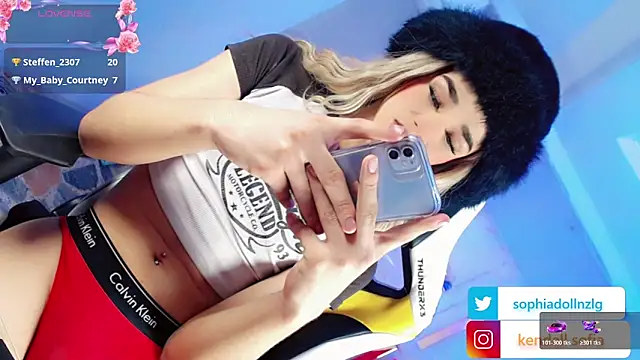Sophiaa_doll_ webcam