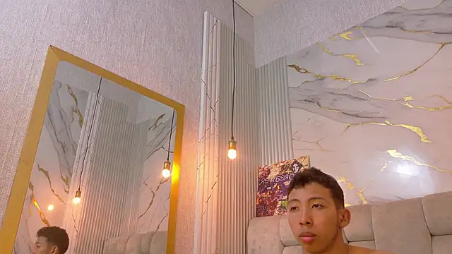 MOgekobig19 live sex cam