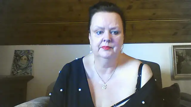 TiffanyMature webcam
