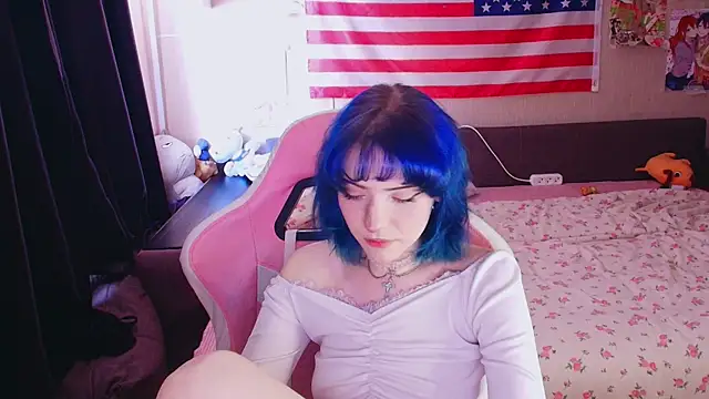 midnight_memories webcam