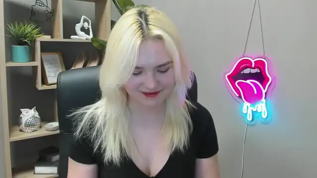 SweetLilyxo webcam