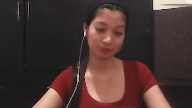 TreenaDesolier webcam