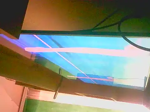 girlstoesfeet_beauty_pose webcam