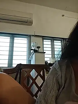 NakedMILFx live sex cam