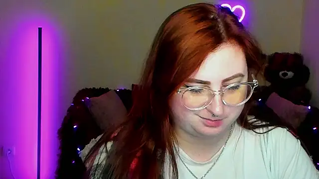 Alicia_love00 webcam