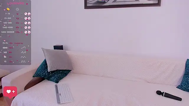 crazybeach - CrazyBeach's free webcam - UK Sex Cams