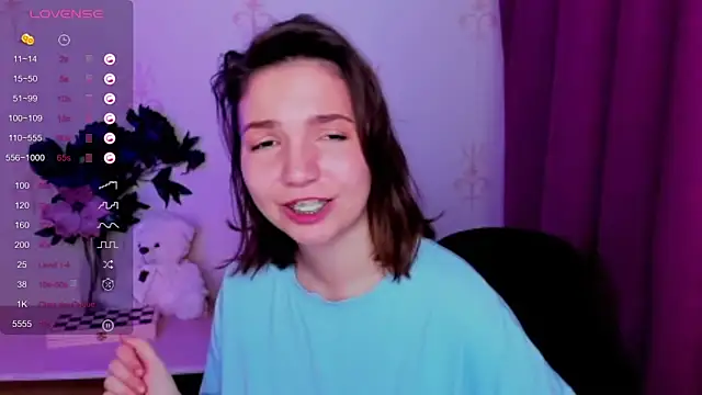 KindHazelHere_ webcam