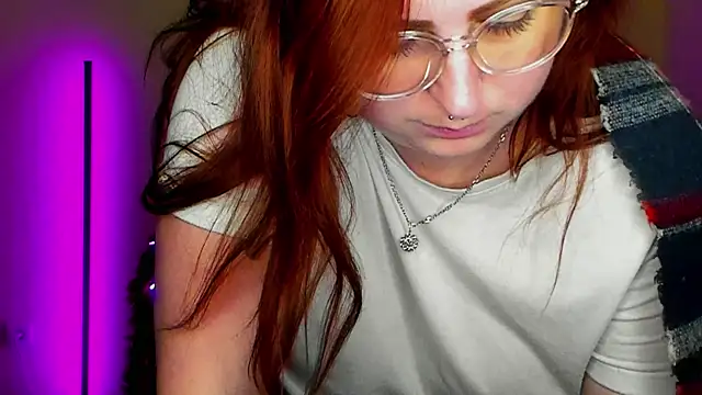 Alicia_love00 webcam