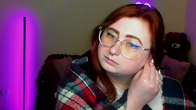 Alicia_love00 webcam