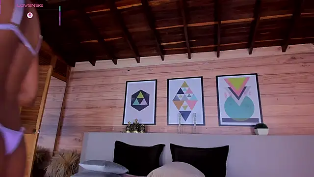 ariafoster - AriaFoster's free webcam - UK Sex Cams