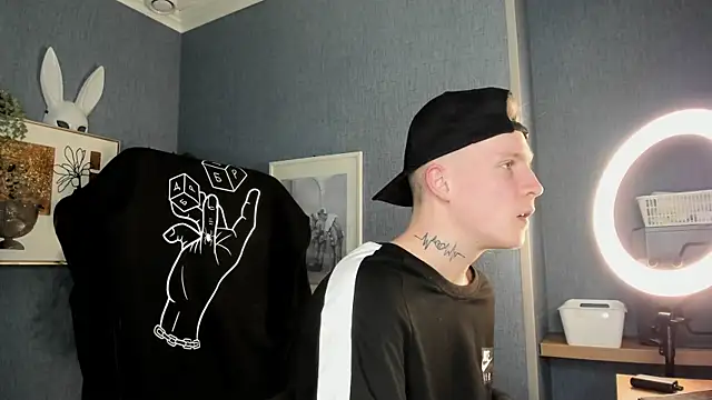 alexxsweet - AlexxSweet's free webcam - UK Sex Cams