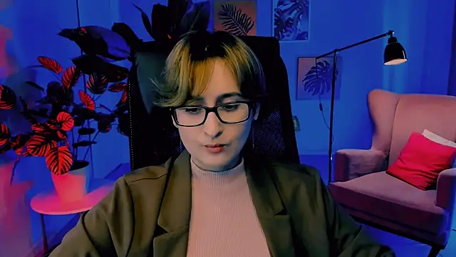 lixeluna - LixeLuna's free webcam - UK Sex Cams