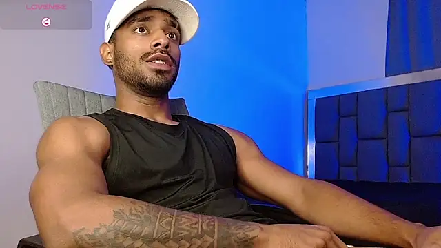 Christian_thor live sex cam