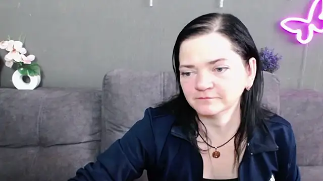 laurafinn - LauraFinn's free webcam - UK Sex Cams