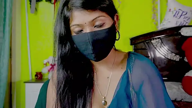 sexyhoney27 (F young) - shower show control