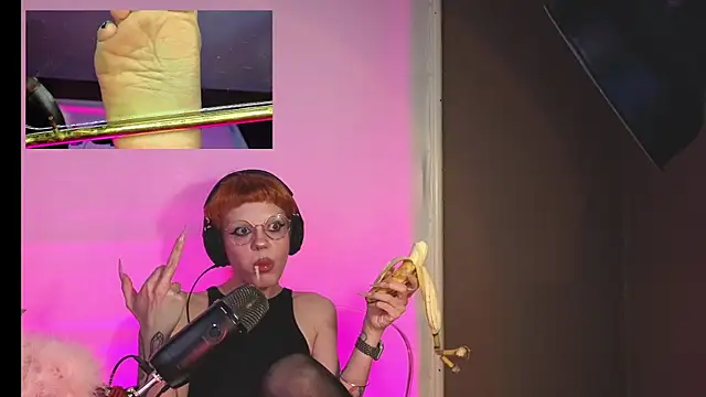 tacodeluxxxe (Ask my age) - birthday celebration