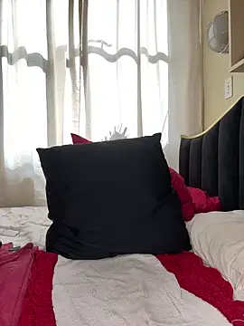 cynnxxxbarb (F milf) - Keep me horny