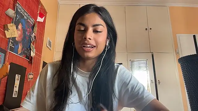 jenniroutt (F young) - Show My Legs, Caress Them